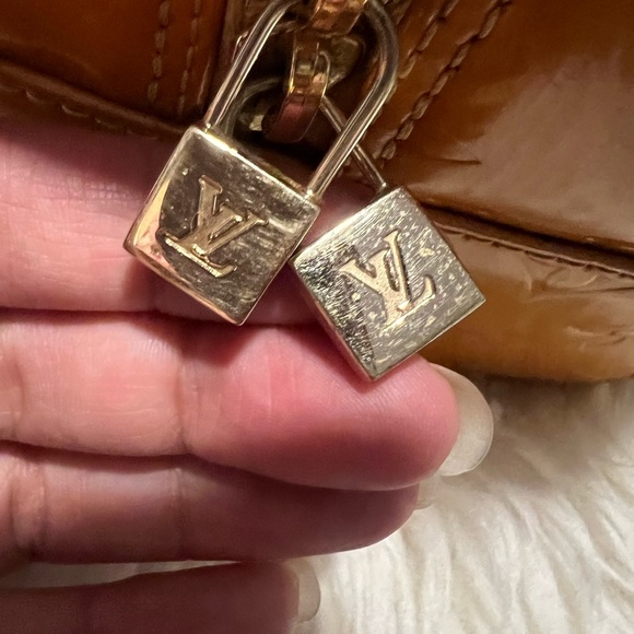 Tompkins Square Boston Vernis Bag Authentic - Picture 4 of 16